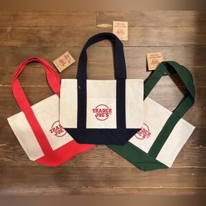 🎄 FAST SHIP🔥 3 x Trader Joe's Canvas Tote Bags Red Blue Green NWT ltd edition
